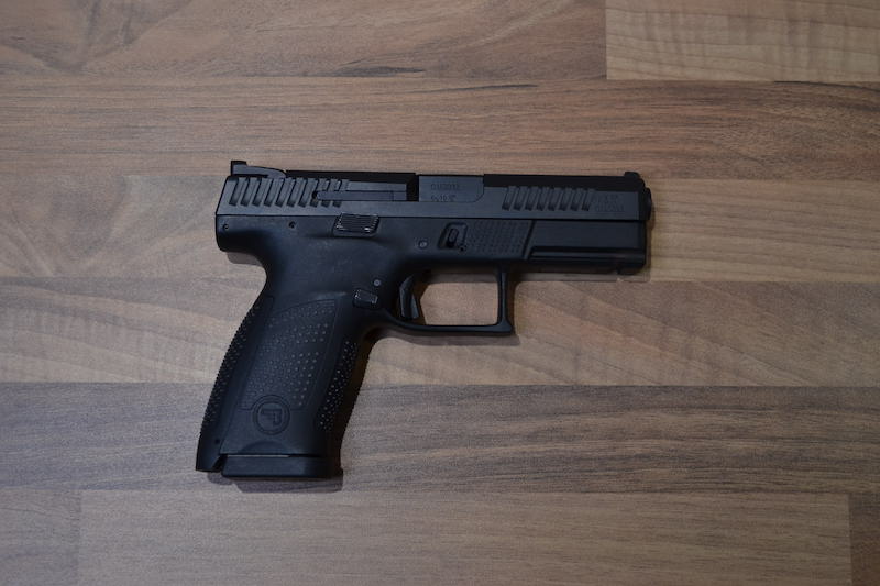 //www.privatir.ch/wp-content/uploads/2018/10/CZ-P-10-C-Cal-9mm.jpg