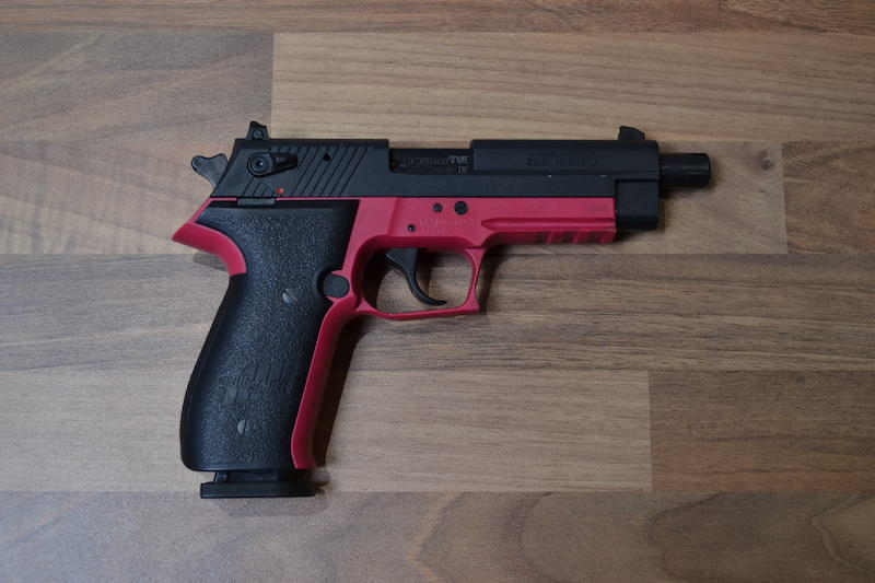 //www.privatir.ch/wp-content/uploads/2018/10/Sig-Sauer-Mosquito-Cal-22lr.jpg