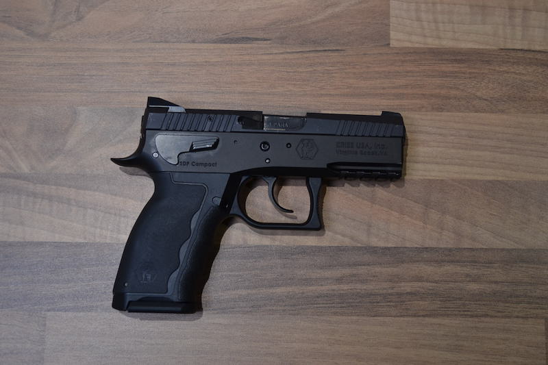 //www.privatir.ch/wp-content/uploads/2018/10/Sphinx-SDP-Compact-Cal-9mm.jpg